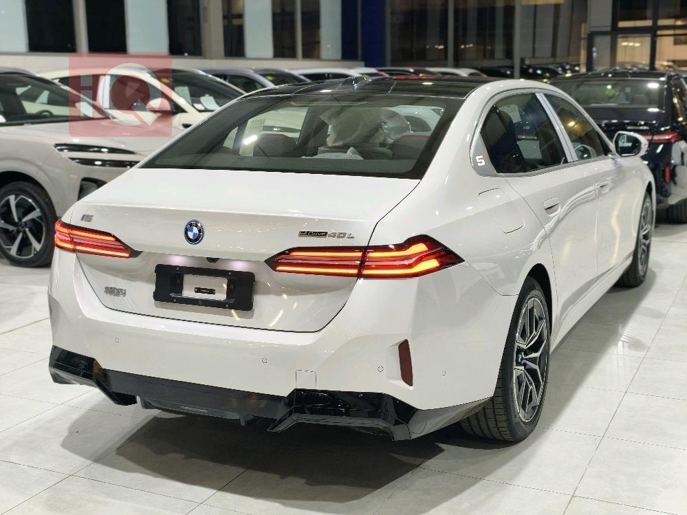 بي ام دبليو i5